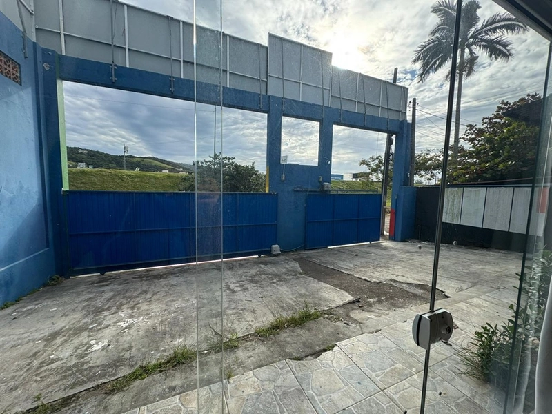 LOCAÇÃO DE GALPÃO – BALNEÁRIO CAMBORIÚ: 5ª foto da galeria de imagens do imóvel