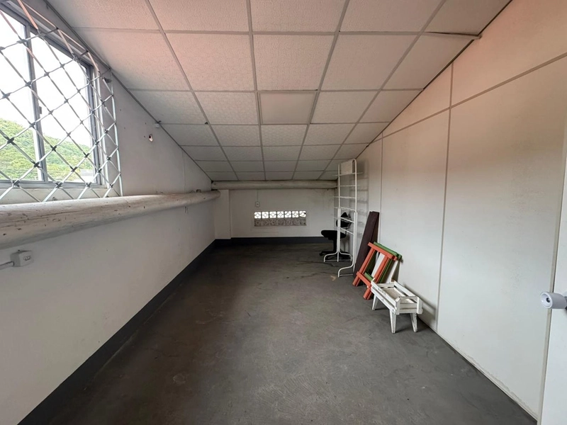 LOCAÇÃO DE GALPÃO – BALNEÁRIO CAMBORIÚ: 11ª foto da galeria de imagens do imóvel