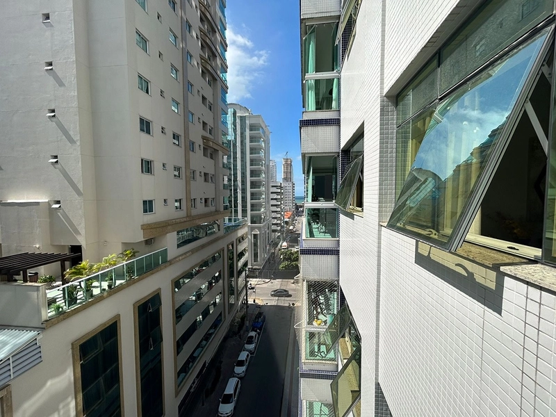 Apartamento 3 Dormitórios Sendo 3 Suítes... Meia Praia - Itapema / SC: 12ª foto da galeria de imagens do imóvel