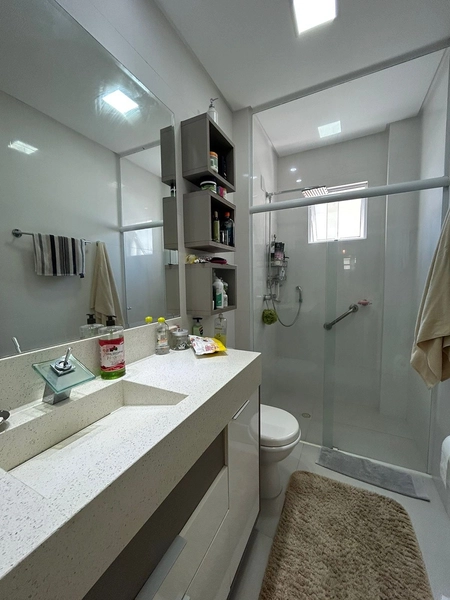 Apartamento 3 Dormitórios Sendo 3 Suítes... Meia Praia - Itapema / SC: 20ª foto da galeria de imagens do imóvel