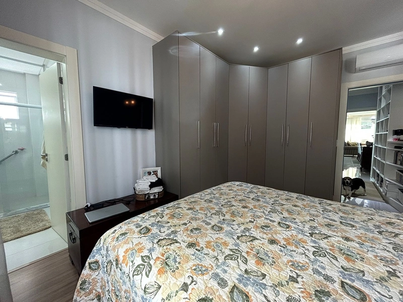 Apartamento 3 Dormitórios Sendo 3 Suítes... Meia Praia - Itapema / SC: 21ª foto da galeria de imagens do imóvel
