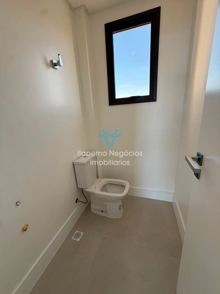 Cobertura Duplex à Venda – Meia Praia | Quadra Mar: 18ª foto da galeria de imagens do imóvel