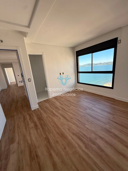 Cobertura Duplex à Venda – Meia Praia | Quadra Mar: 19ª foto da galeria de imagens do imóvel