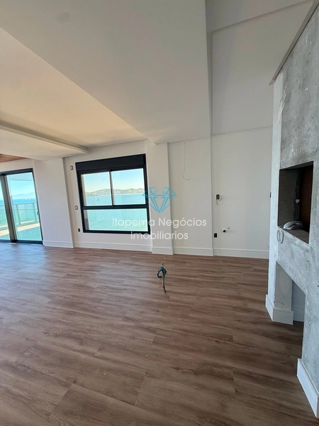Cobertura Duplex à Venda – Meia Praia | Quadra Mar: 11ª foto da galeria de imagens do imóvel