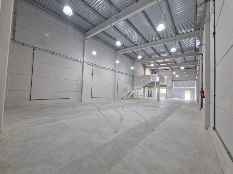 GALPÃO PARA LOCAÇÃO – ALTO SÃO BENTO: 2ª foto da galeria de imagens do imóvel