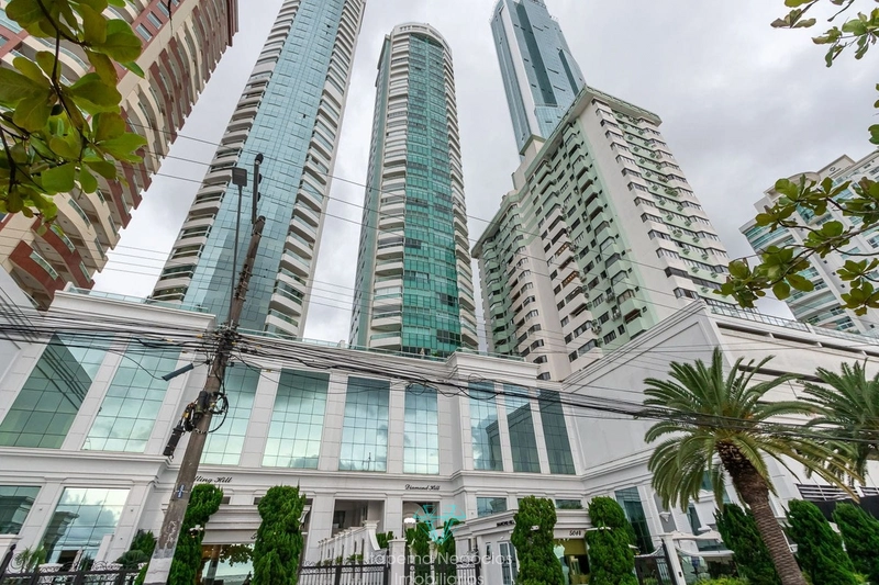 Balneário Camboriú, Avenida Brasil, à beira Mar- 4 suítes.: 11ª foto da galeria de imagens do imóvel