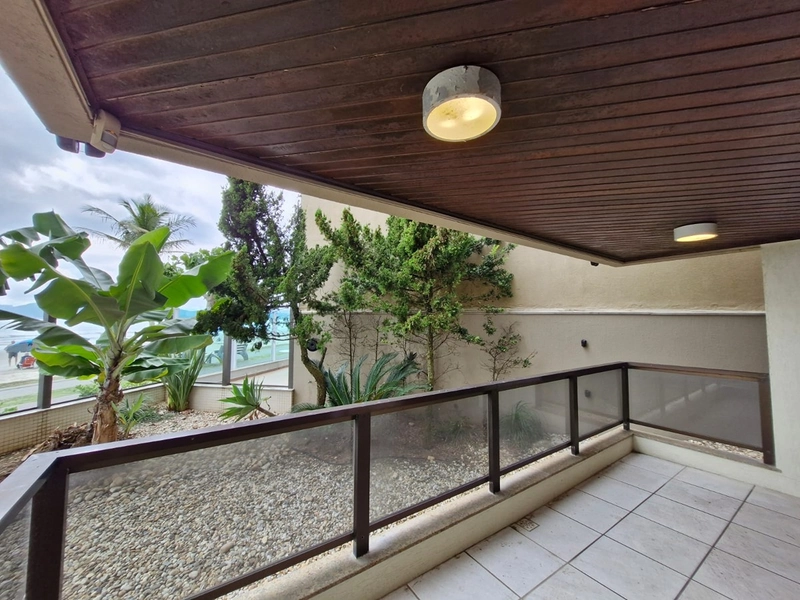 APARTAMENTO À VENDA – FRENTE MAR: 2ª foto da galeria de imagens do imóvel