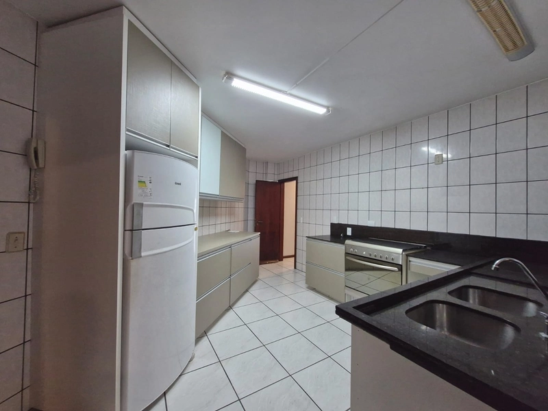 APARTAMENTO À VENDA – FRENTE MAR: 15ª foto da galeria de imagens do imóvel