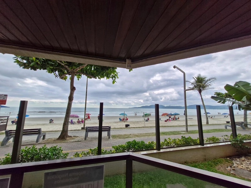 APARTAMENTO À VENDA – FRENTE MAR: 4ª foto da galeria de imagens do imóvel