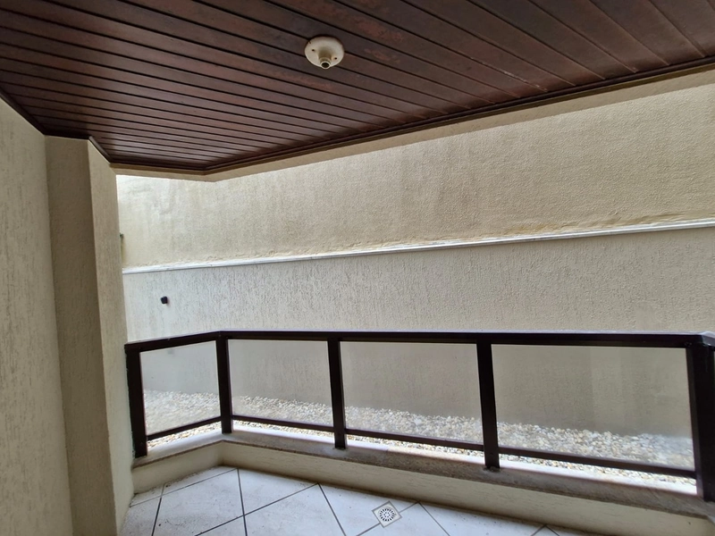 APARTAMENTO À VENDA – FRENTE MAR: 7ª foto da galeria de imagens do imóvel