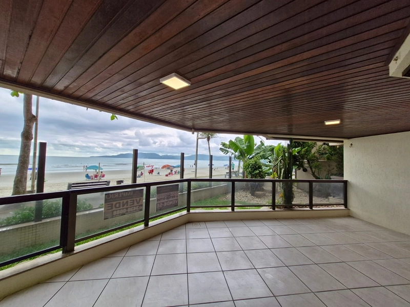 APARTAMENTO À VENDA – FRENTE MAR: 3ª foto da galeria de imagens do imóvel