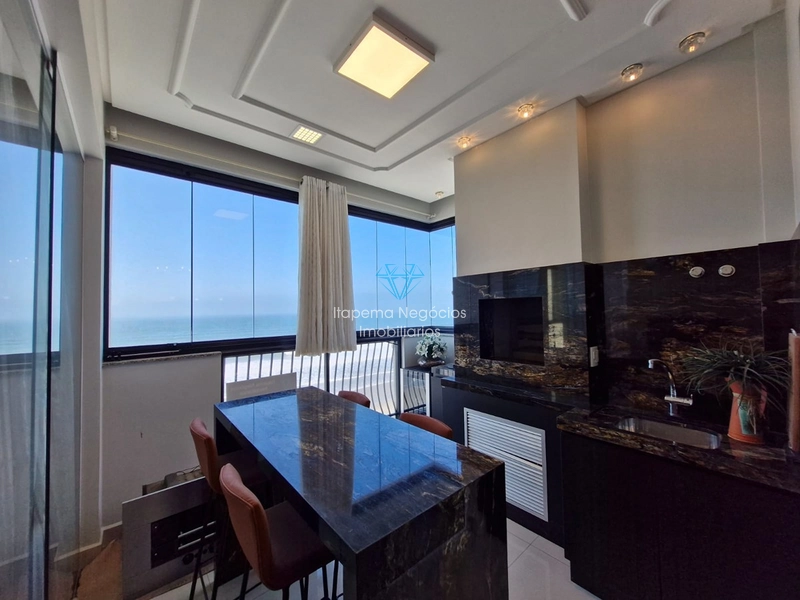 Apartamento mobiliado e decorado, muito luxuoso e frente mar.: 8ª foto da galeria de imagens do imóvel