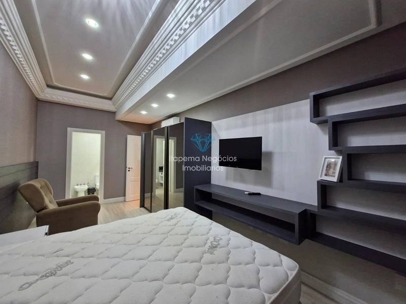 Apartamento mobiliado e decorado, muito luxuoso e frente mar.: 18ª foto da galeria de imagens do imóvel