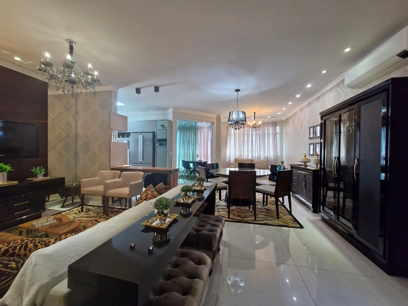 Apartamento 3 Dormitórios Sendo 3 Suítes - Meia Praia - Itapema / SC: 5ª foto da galeria de imagens do imóvel