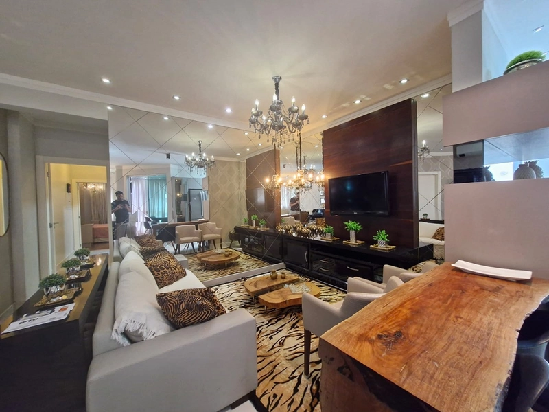 Apartamento 3 Dormitórios Sendo 3 Suítes - Meia Praia - Itapema / SC: 3ª foto da galeria de imagens do imóvel