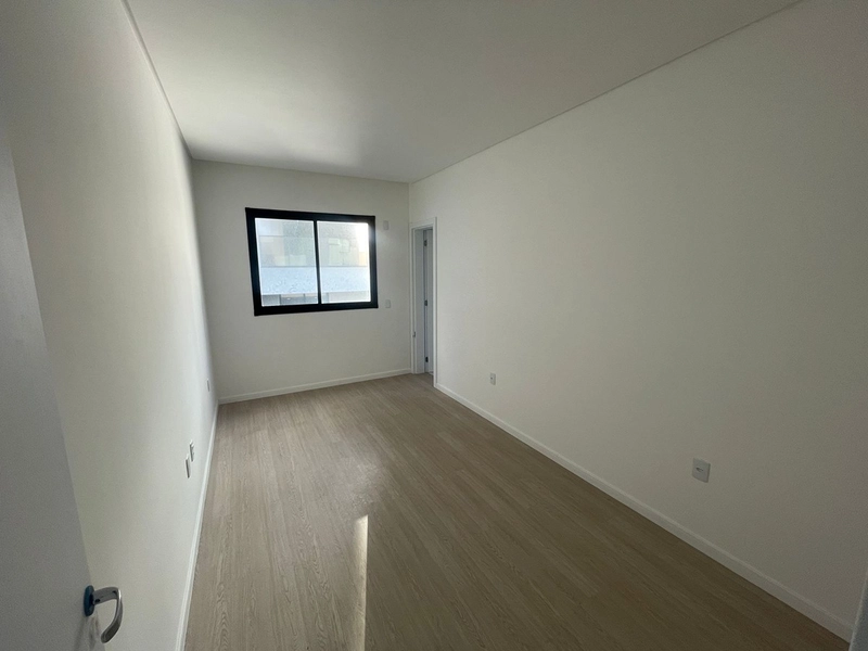 APARTAMENTO À VENDA – QUADRA MAR EM MEIA PRAIA: 6ª foto da galeria de imagens do imóvel