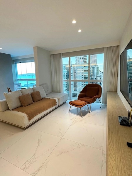 Apartamento no Centro com 3 suítes, 4 vagas, 152m² privativos, lazer completo e alto padrão.: 2ª foto da galeria de imagens do imóvel