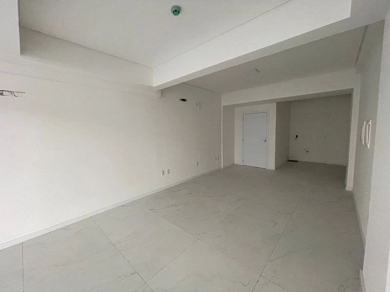 Sala Comercial para Locação – Meia Praia: 5ª foto da galeria de imagens do imóvel