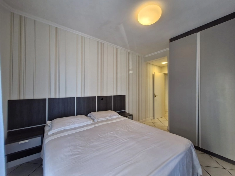 APARTAMENTO À VENDA – MEIA PRAIA (QUADRA MAR): 12ª foto da galeria de imagens do imóvel