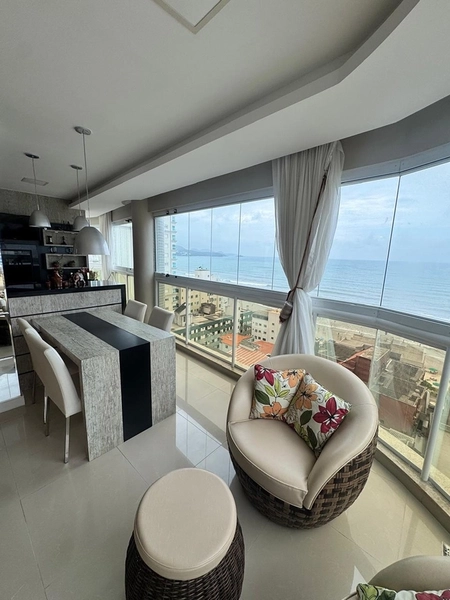 APARTAMENTO NA MEIA PRAIA ITAPEMA | 3 SUÍTES | 200M²: 2ª foto da galeria de imagens do imóvel