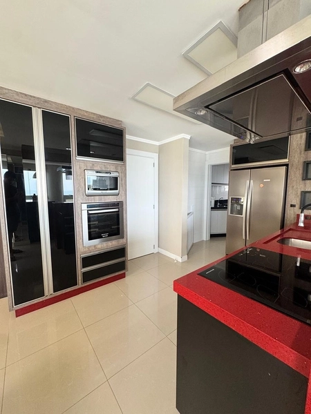 APARTAMENTO NA MEIA PRAIA ITAPEMA | 3 SUÍTES | 200M²: 10ª foto da galeria de imagens do imóvel