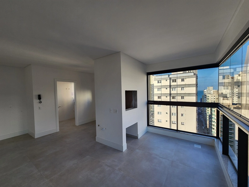 Apartamento à Venda – Meia Praia, Itapema/SC: 3ª foto da galeria de imagens do imóvel