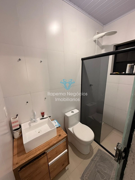 Casa com 3 dormitórios, piscina e vaga para 4 carros -  Morretes. : 22ª foto da galeria de imagens do imóvel