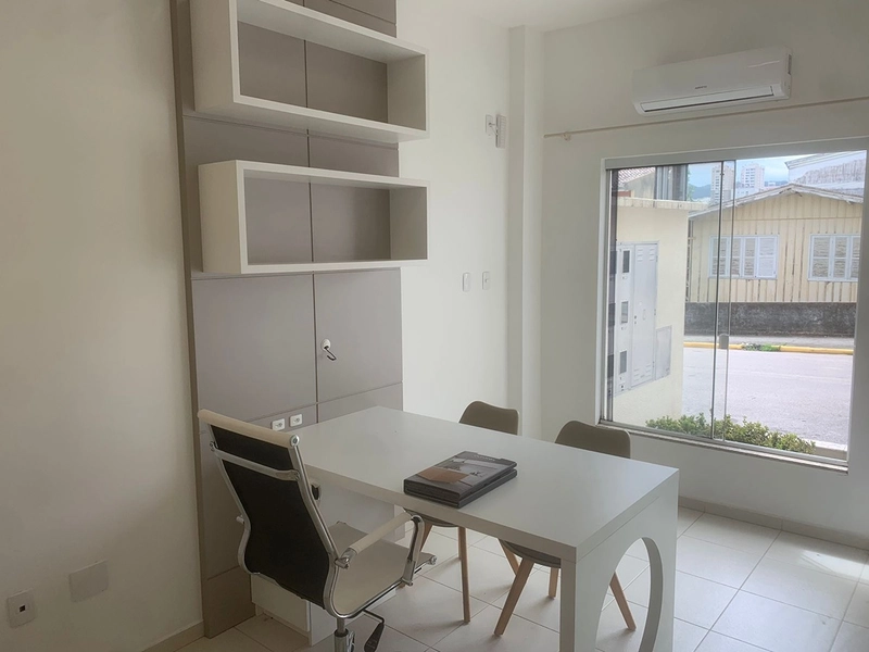 Sala comercial mobiliada para locação – Meia Praia, Itapema: 7ª foto da galeria de imagens do imóvel