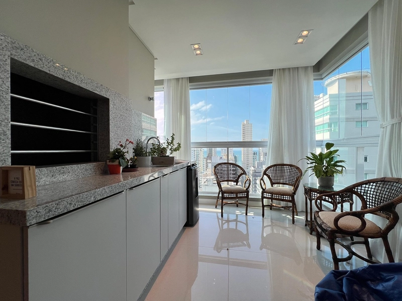 Pronto para morar - Apartamento à venda em Meia Praia - Itapema/SC, alto padrão.: 10ª foto da galeria de imagens do imóvel