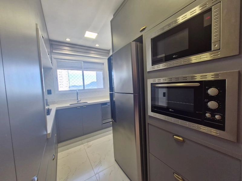 Apartamento finamente mobiliado e decorado localizado na segunda quadra do bairro Meia Praia Itapema.: 17ª foto da galeria de imagens do imóvel