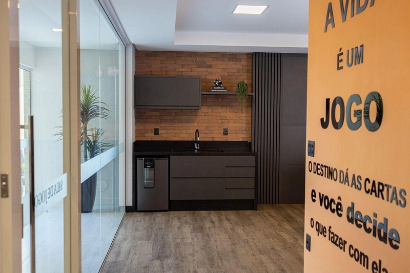 Apartamento finamente mobiliado e decorado localizado na segunda quadra do bairro Meia Praia Itapema.: 64ª foto da galeria de imagens do imóvel