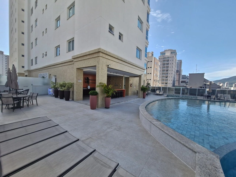 Apartamento finamente mobiliado e decorado localizado na segunda quadra do bairro Meia Praia Itapema.: 53ª foto da galeria de imagens do imóvel