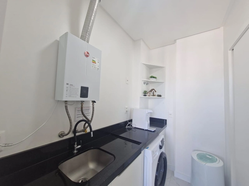 Apartamento finamente mobiliado e decorado localizado na segunda quadra do bairro Meia Praia Itapema.: 21ª foto da galeria de imagens do imóvel