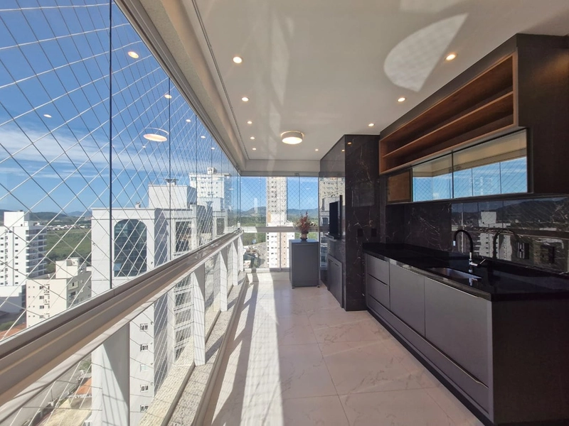 Apartamento finamente mobiliado e decorado localizado na segunda quadra do bairro Meia Praia Itapema.: 23ª foto da galeria de imagens do imóvel