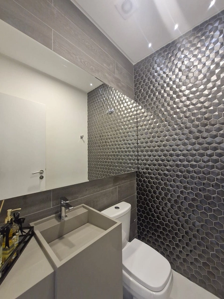 Apartamento finamente mobiliado e decorado localizado na segunda quadra do bairro Meia Praia Itapema.: 45ª foto da galeria de imagens do imóvel