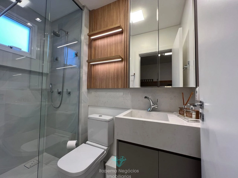 Apartamento 03 suítes, e 02 vagas- Meia Praia: 24ª foto da galeria de imagens do imóvel