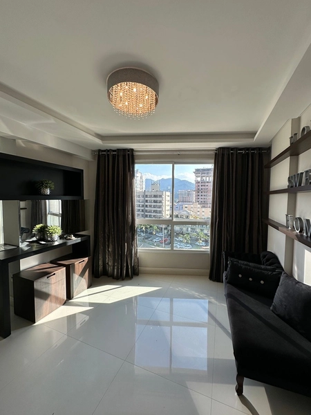 Apartamento com 3 suítes, sendo 1 com hidromassagem, à venda no Centro: 8ª foto da galeria de imagens do imóvel