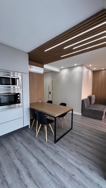 APARTAMENTO À VENDA | Meia Praia: 4ª foto da galeria de imagens do imóvel