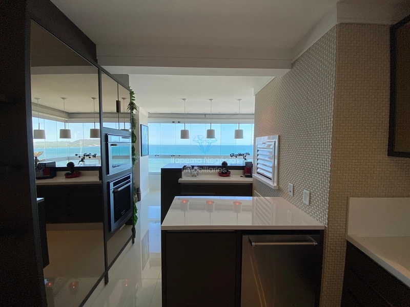 Apartamento 4 Dormitórios Sendo 4 Suítes - Frente para o mar.: 12ª foto da galeria de imagens do imóvel