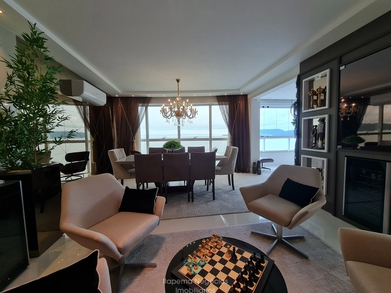 Apartamento 4 Dormitórios Sendo 4 Suítes - Frente para o mar.: 21ª foto da galeria de imagens do imóvel