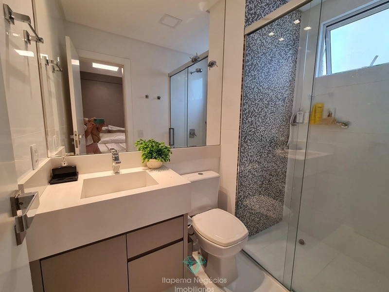Apartamento 4 Dormitórios Sendo 4 Suítes - Frente para o mar.: 26ª foto da galeria de imagens do imóvel