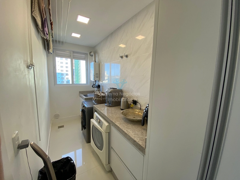 Apartamento 4 Dormitórios Sendo 4 Suítes - Frente para o mar.: 10ª foto da galeria de imagens do imóvel