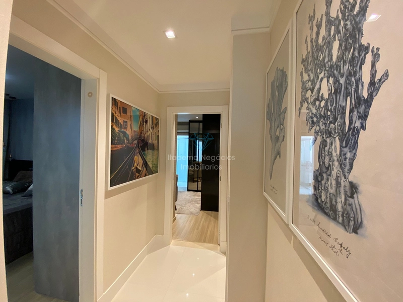 Apartamento 4 Dormitórios Sendo 4 Suítes - Frente para o mar.: 32ª foto da galeria de imagens do imóvel