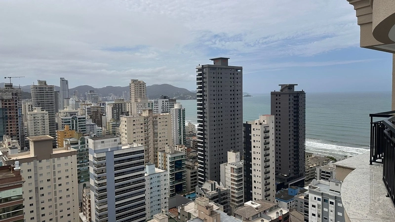 Apartamento à Venda em Meia Praia – Alto Padrão: 4ª foto da galeria de imagens do imóvel