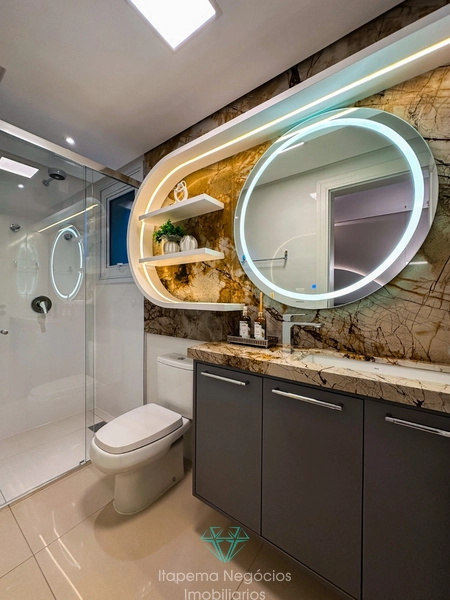 Apartamento 3 Suítes , 2 Vagas. Frente Mar: 35ª foto da galeria de imagens do imóvel