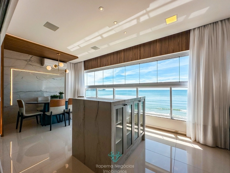 Apartamento 3 Suítes , 2 Vagas. Frente Mar: 31ª foto da galeria de imagens do imóvel