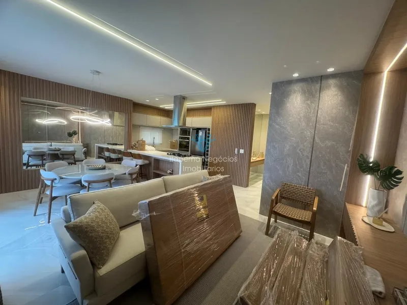 Apartamento 04 suítes, e 03 vagas- Meia Praia: 9ª foto da galeria de imagens do imóvel