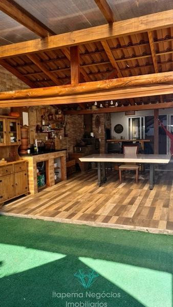 Casa 2 pavimentos, suíte com varanda, área de festas e 2 vagas coberta: 1ª foto da galeria de imagens do imóvel