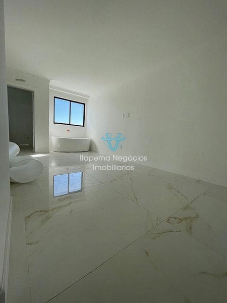 Quadra mar, com 04 suítes, 4 vagas. : 6ª foto da galeria de imagens do imóvel