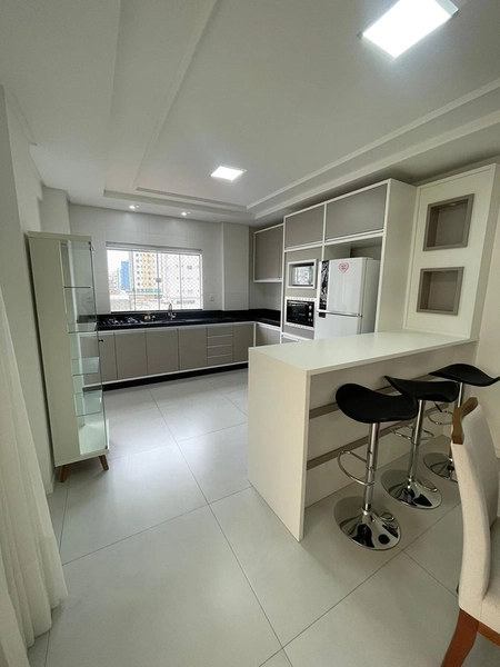 Apartamento para Locação Anual – Meia Praia | 3 Suítes | Mobiliado | 131 m²: 6ª foto da galeria de imagens do imóvel
